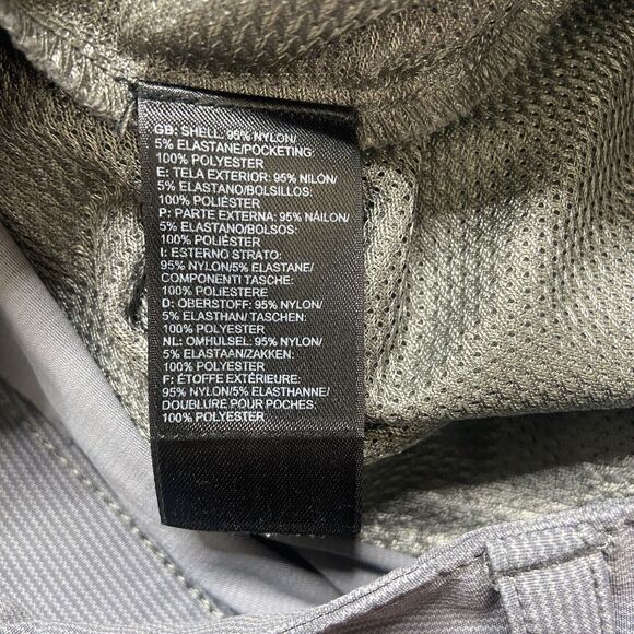 The North Face Men’s Shorts Size 40 Gray Pockets Zipper Logo Outdoors Preppy - Picture 7 of 10